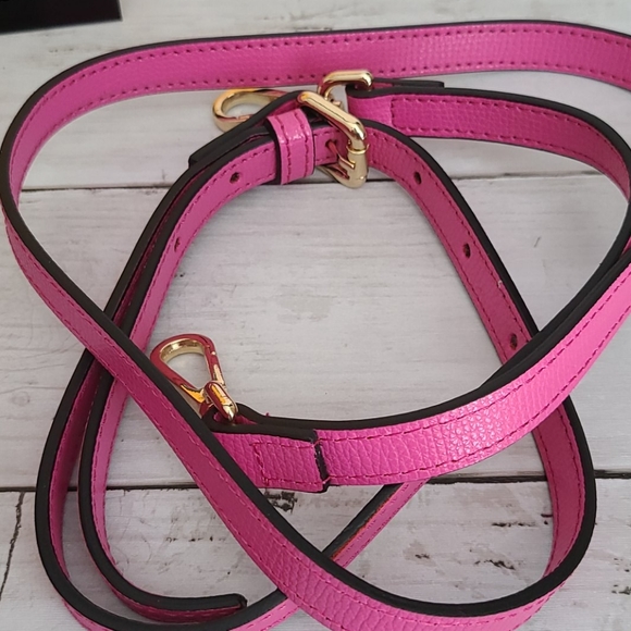 💕VALENTINO By MARIO VALENTINO PALMETTO CROSSBODY - Picture 11 of 16